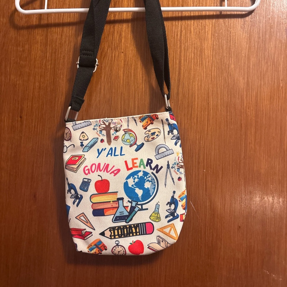 White 'Y'All Gonna Learn' Educational Print Crossbody Bag - Picture 8 of 15
